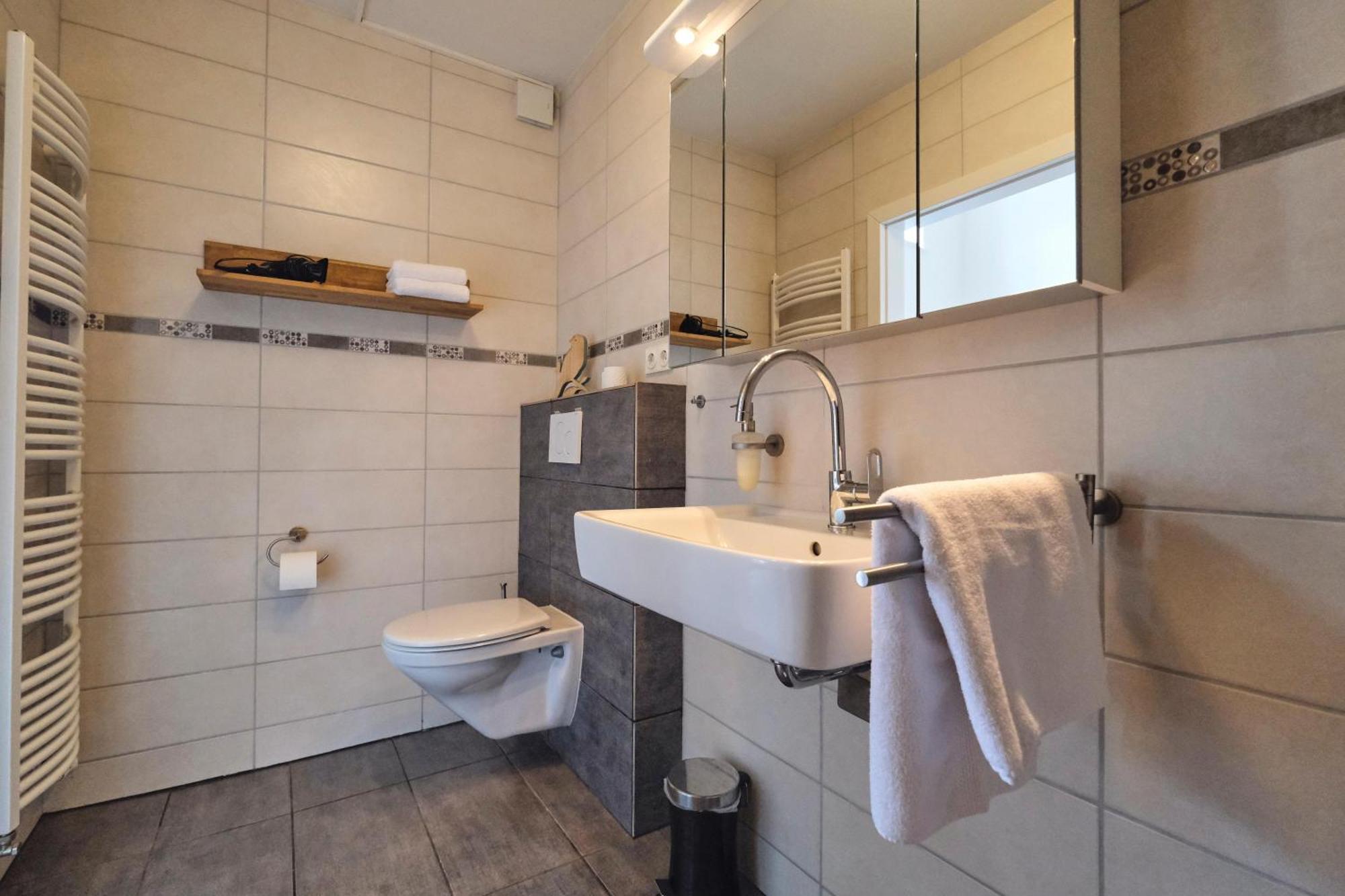 Husby  Landhaus Markerup מראה חיצוני תמונה