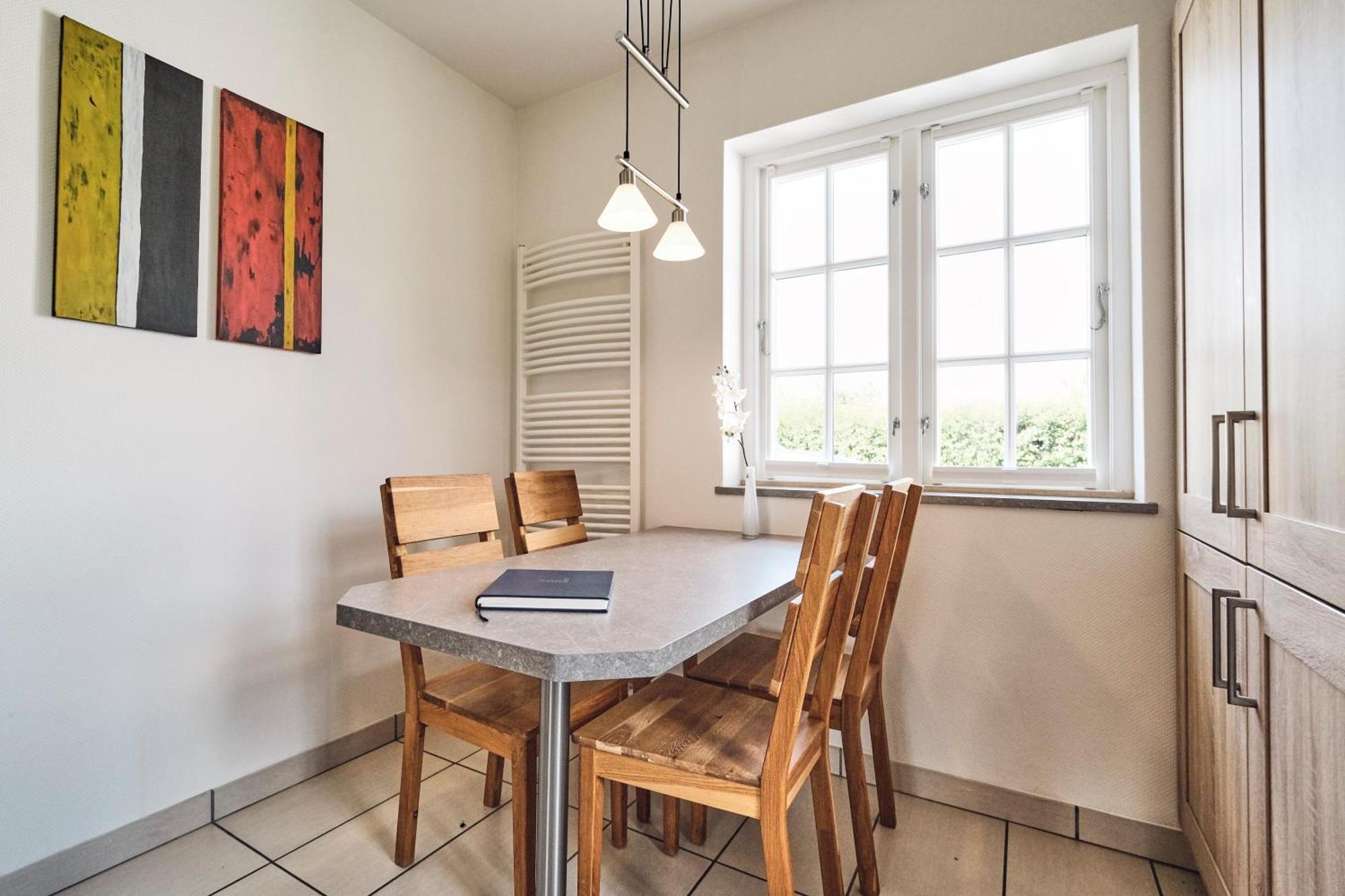 Husby  Landhaus Markerup מראה חיצוני תמונה